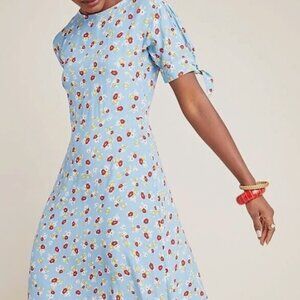 Faithfull The Brand Light Blue Erin Floral Short Sleeve Midi Dress - Size - 6